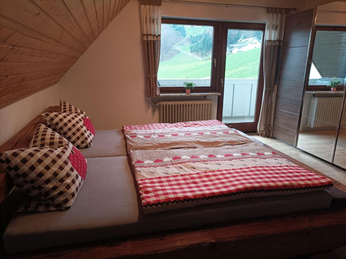 Ferienwohnung Wiesenblick オーバーハルマースバッハ エクステリア 写真